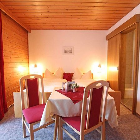 Pension Delacher Ried im Oberinntal Exterior foto